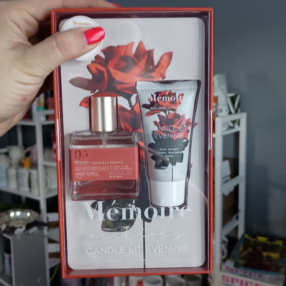Memoire Candle Lit Evening Fragrance Set, 20ml Perfume  & 30ml Lotion